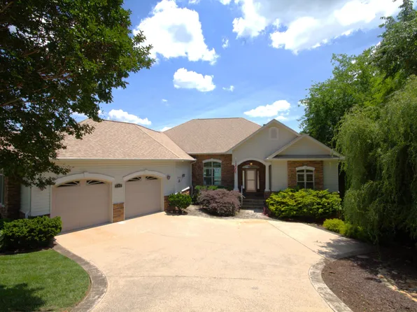 130 Lake Vista Dr, Greenback, TN 37742