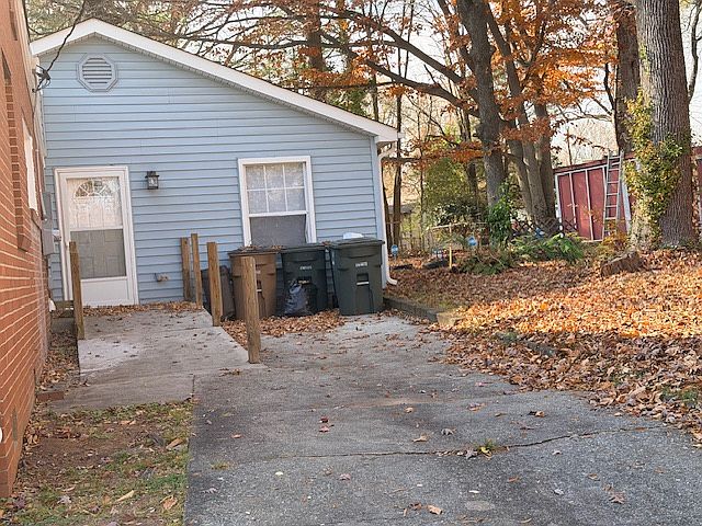1st image of 1706 Rayston Dr #B