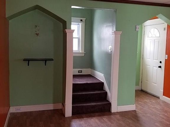 5th image of 3275 W 56th St