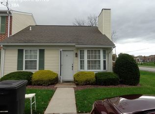2 Southpoint Dr, Mechanicsburg, PA 17055