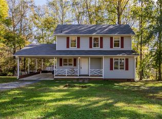 2001 Sunny Ln, Asheboro, NC 27205