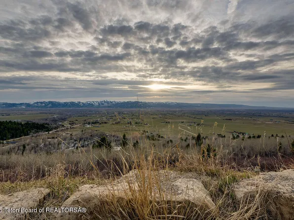 3060 Canyon Crest Dr, Victor, ID 83455