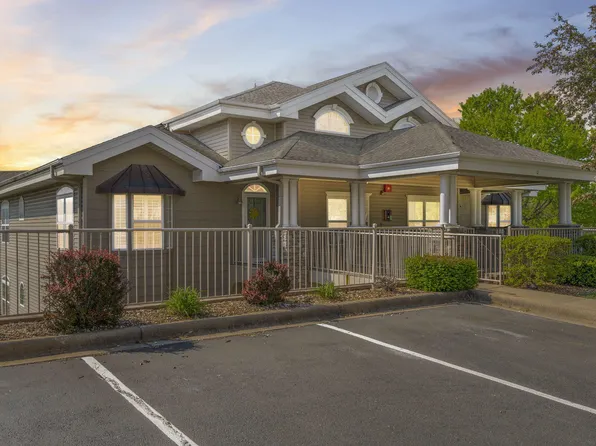 300 Glory Road #12-2, Branson, MO 65616