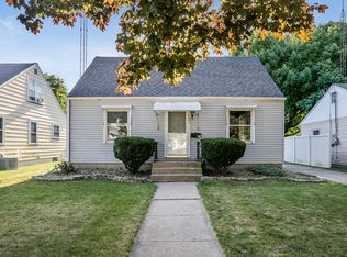 7847 20th Ave, Kenosha, WI 53143