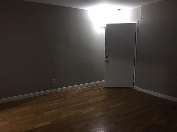5th image of 11178 Culver Blvd APT 22