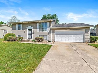 5023 Cedarwood Ln, South Bend, IN