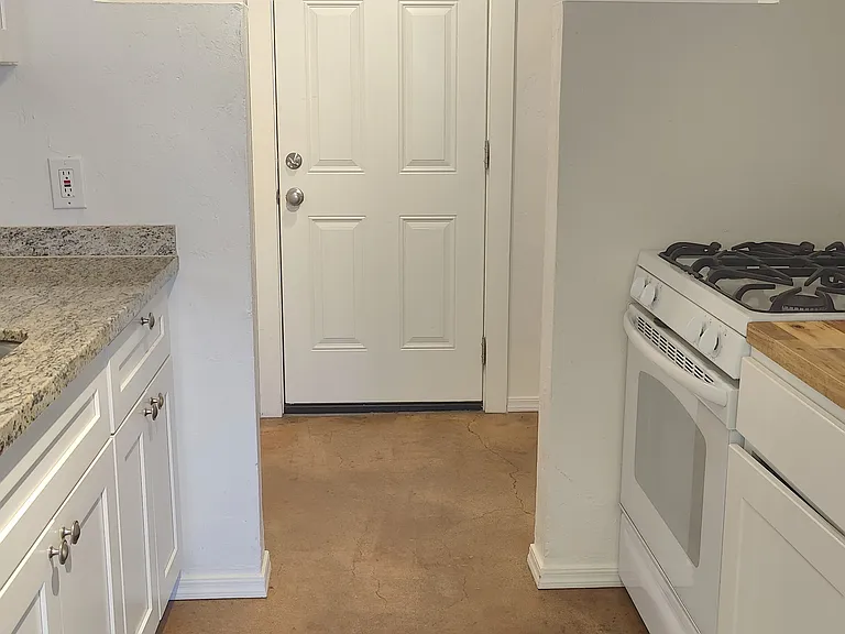 3416 N 2nd Ave — Photo 9