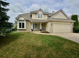 1282 Swallow Rd, Waukesha, WI 53189