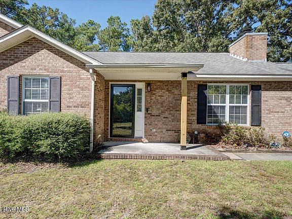 2nd image of 105 Cherry Branch Drive