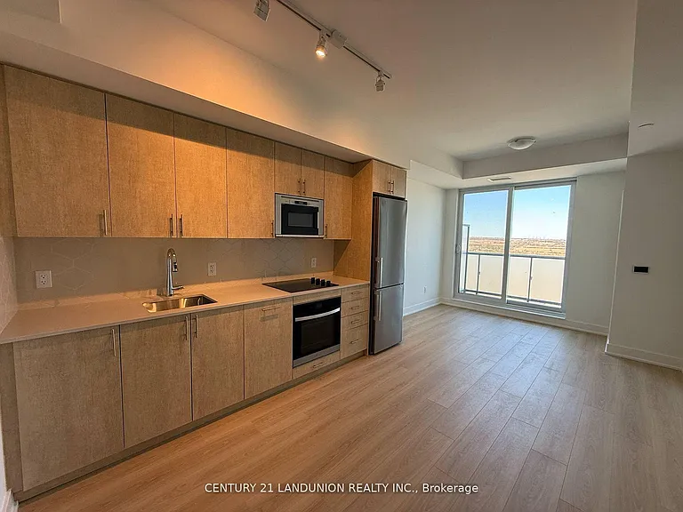 2545 Simcoe St N #Penthouse 19-19 — Photo 15
