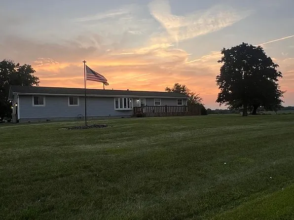 880 State Highway 61, Plymouth, IL 62367