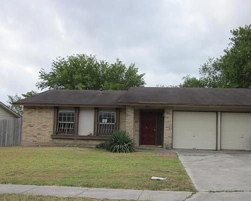1st image of 9430 Quicksilver Dr