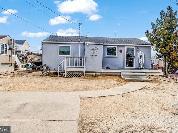 3rd image of 80 Dolphin Rd