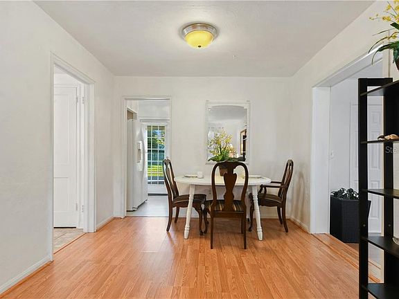 4th image of 3510 Midiron Dr
