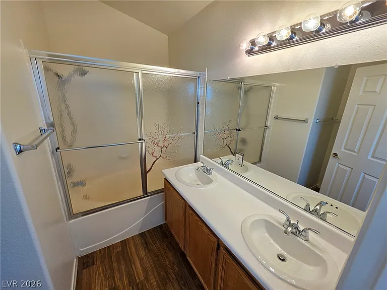 1154 Point Success Ave — Photo 17