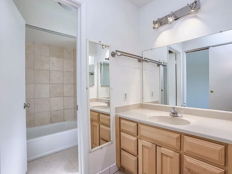 330 Sea Horse Ct — Photo 17