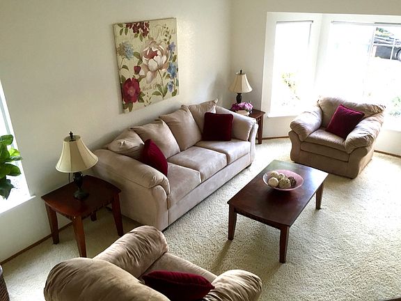 3rd image of 1507 Carbury Way