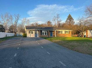 7484 Lilly Sq, Dayton, VA 22821