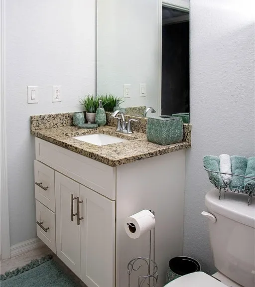 503 SW 11th Ct — Photo 7