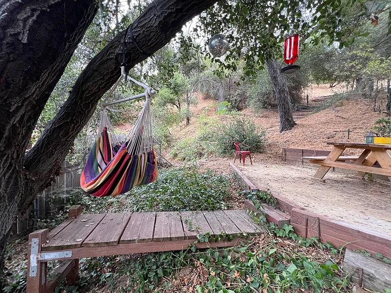 1262B N Topanga Canyon Blvd — Photo 18