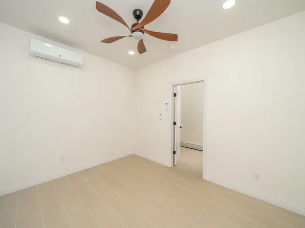 326 Malcolm X Boulevard image 11 of 35