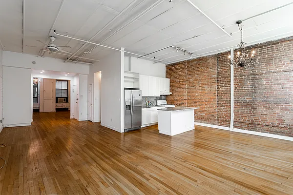 Rented by Bond New York | media 1