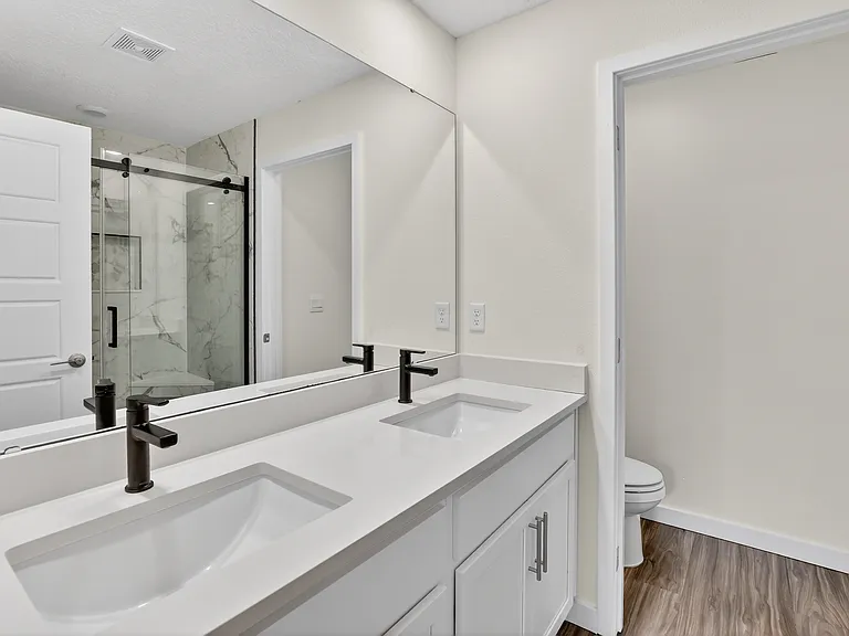 185 E Warren Ave — Photo 9