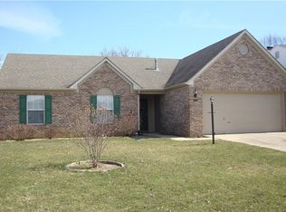 1915 Cross Willow Ln, Indianapolis, IN 46239