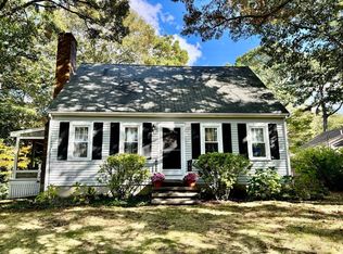 2 Bayberry Ln, South Dennis, MA 02660