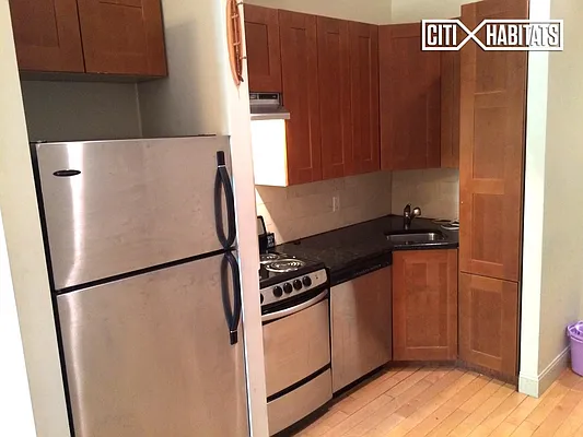 Rented by Citi Habitats | media 22