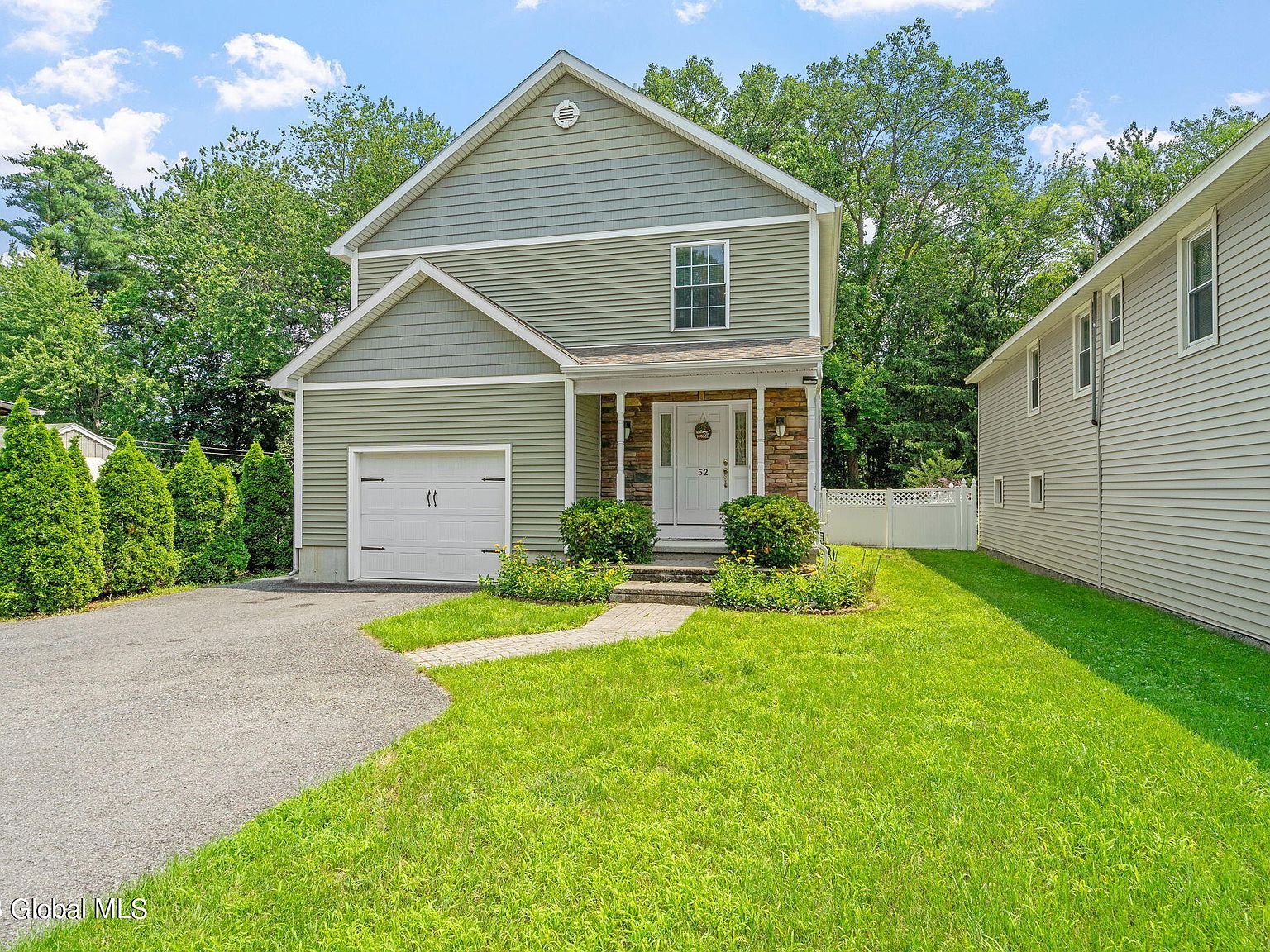 52 Schoolhouse Road, Albany, NY 12203 Zillow