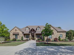 112 Mission Oak Trl, Decatur, TX 76234