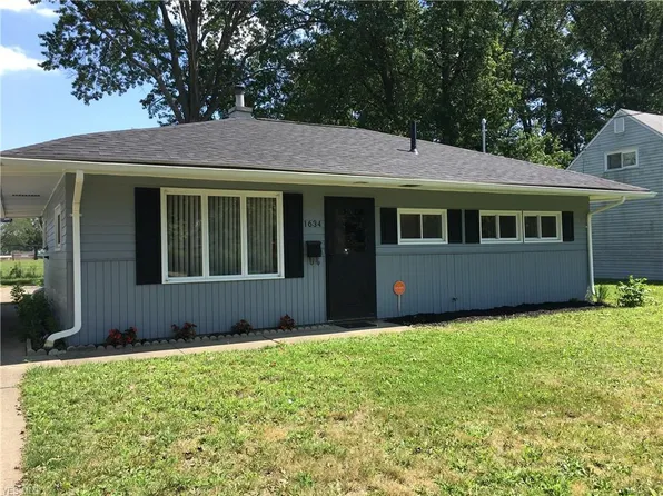 1634 Denison Dr NW, Warren, OH 44485