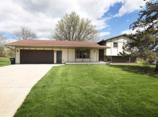 N3964 Liberty Ln, Kaukauna, WI 54130