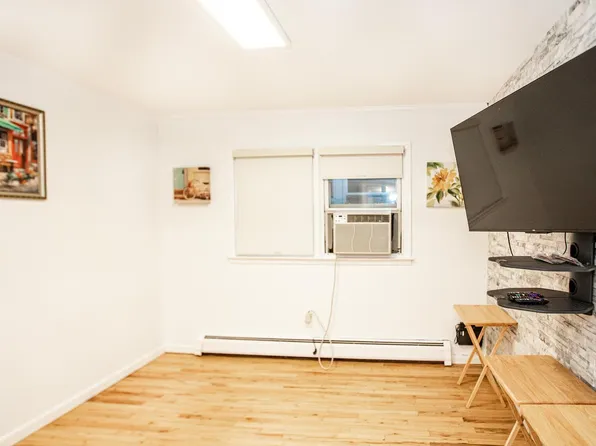 391 Manila Ave, Jersey City, NJ