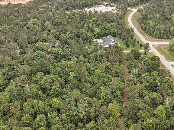 4th image of 10681 Ruger Rd
