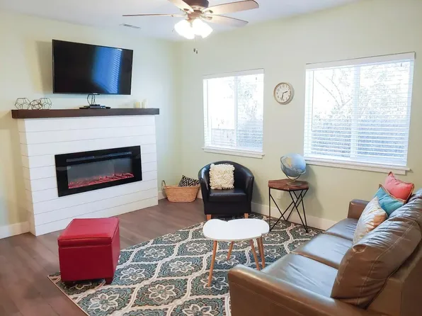 316 Lewis St, Castle Rock, CO 80104
