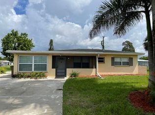 303 E Penn Rd, Lehigh Acres, FL 33936
