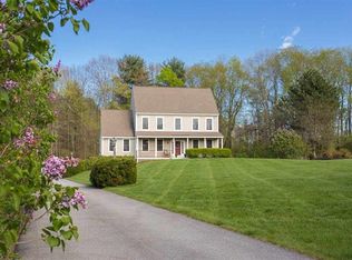 11 Strawberry Ln, Stratham, NH 03885