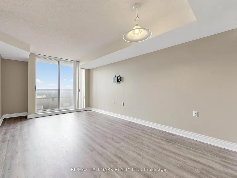 35 Finch Ave E #1808 — Photo 9