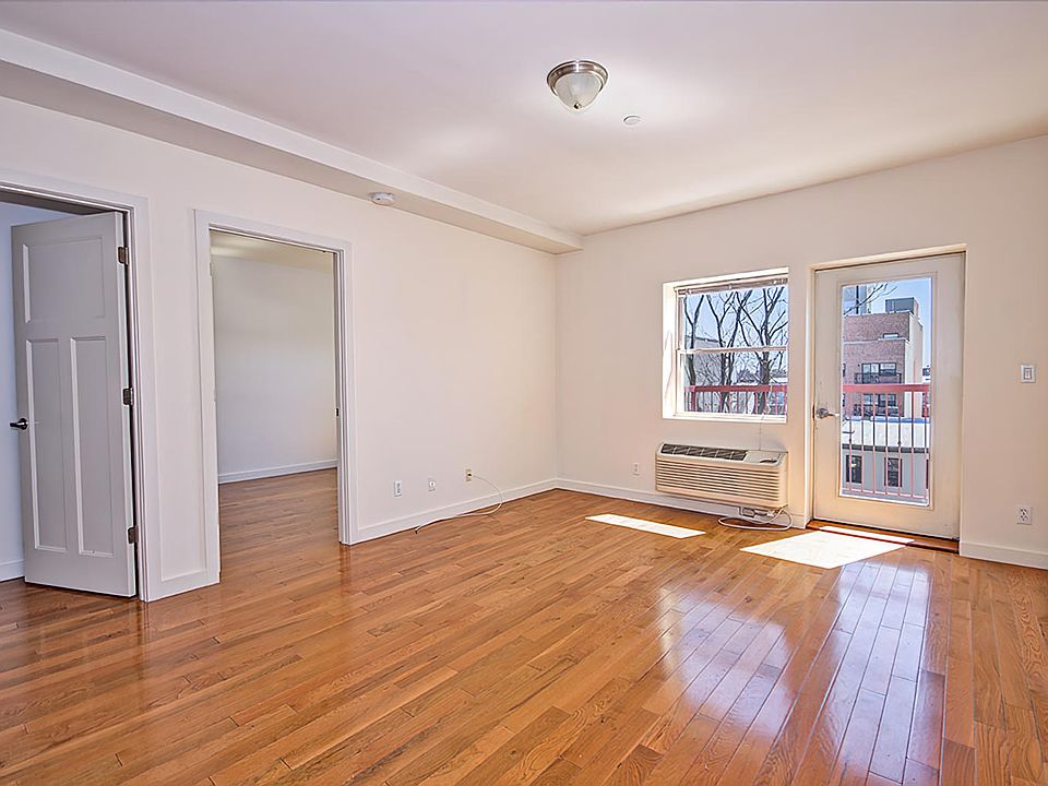 1st image of 68 Jefferson St APT 3B