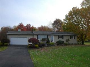734 Greenfield Rd, Mercer, PA 16137