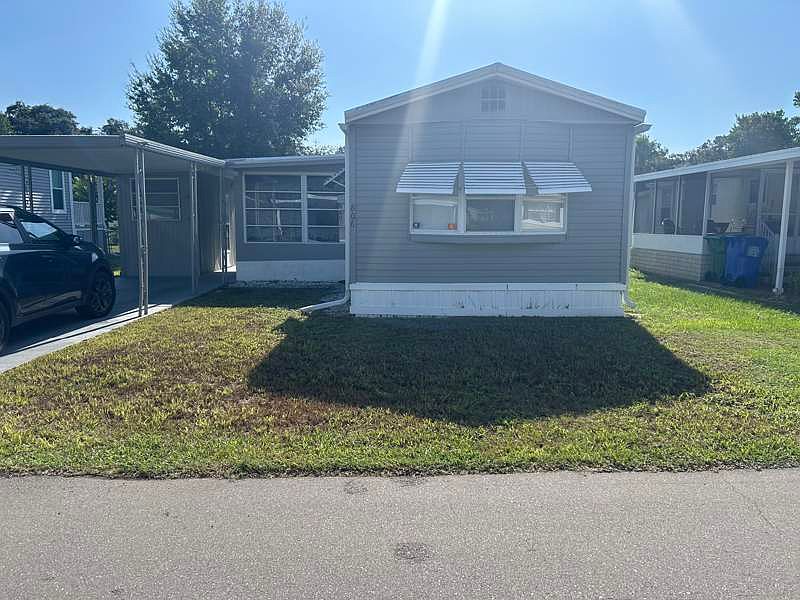 1st image of 806 Huron St #20-V