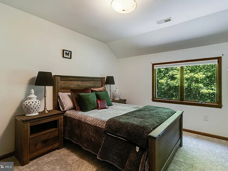 8150 Plowden Dr — Photo 52