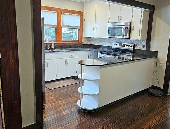 4th image of 1047 NE 19TH STREET