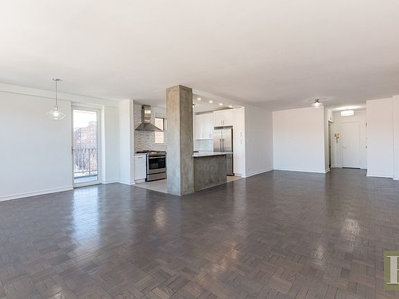 4th image of 2601 Henry Hudson Pkwy W #9B