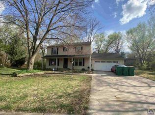 2909 SW 33rd Cir, Topeka, KS 66614