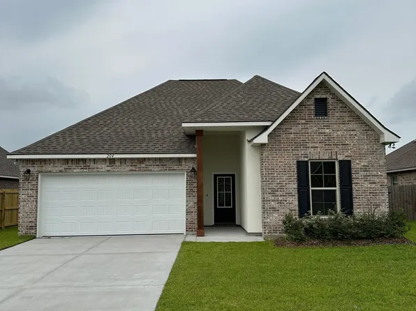 204 Wild Cherry Ln, Lafayette, LA 70508