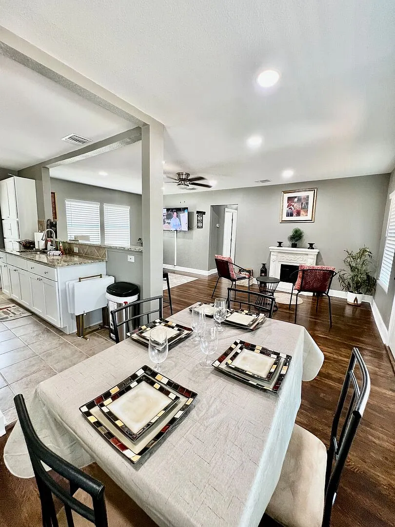 3 bed, $3,750 — Photo 3