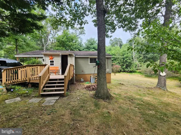 67 Redbud Ln, Hedgesville, WV 25427